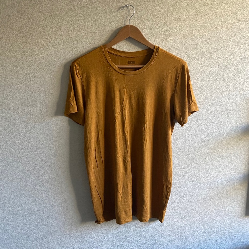 Uniqlo Heat Tech Tee